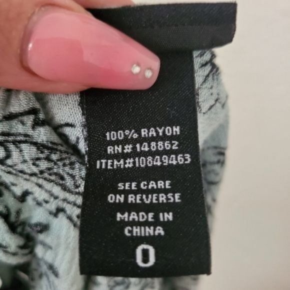 Torrid Mint Paisley Gauze Lace Up Open Back Top Torrid Size 0 - Picture 6 of 6